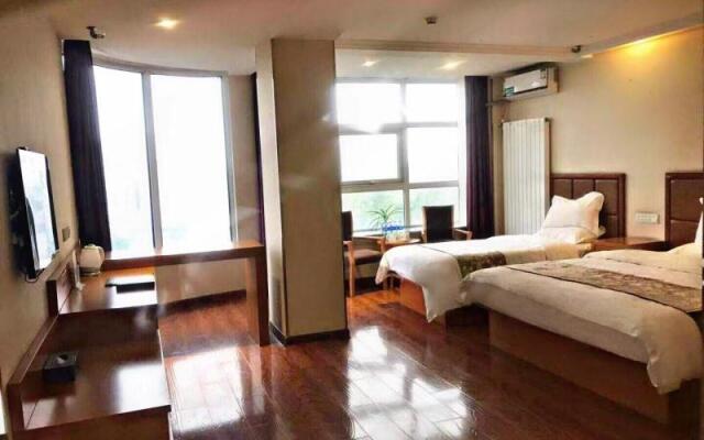 GreenTree Inn Luoyang Yichuan County Yilong Avenue Express Hotel
