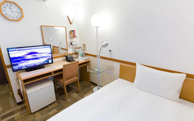 Toyoko Inn Nishitetsu Kurume-Eki Higashi-Guchi