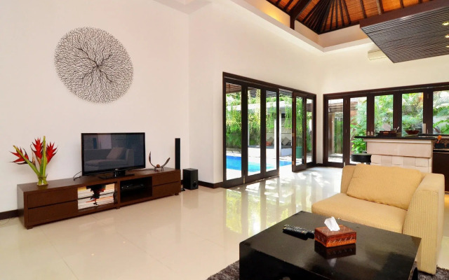 Natayani Villa