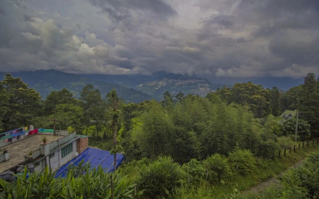 Plato Homestay by OYO Rooms