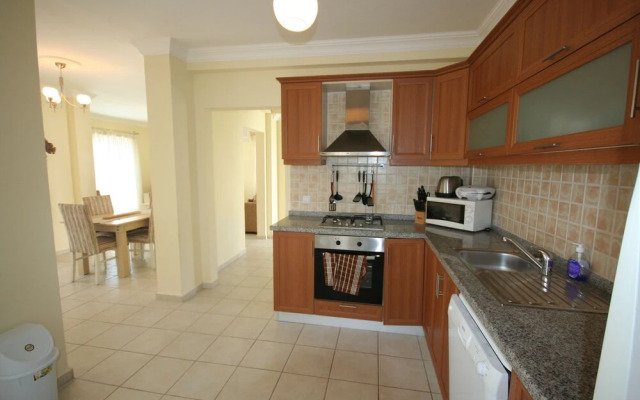 Important Group Turqouise Villa Katrina