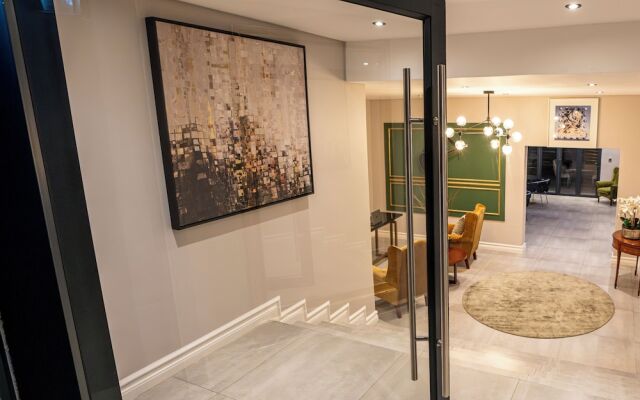 Braham Lodge - The Octave