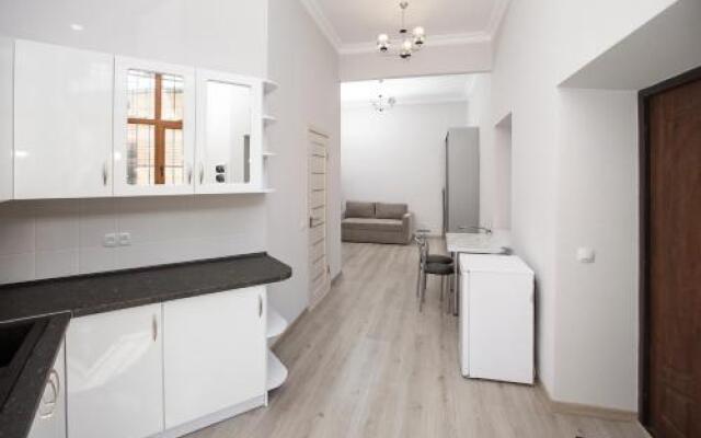 Romantic in Lviv 500m from Opera