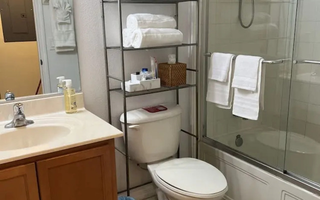 Private Pool Workspace Near All Attractions