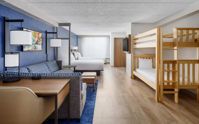 Hyatt Place across from Universal Orlando Resort
