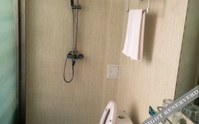 Yijia Business Hotel