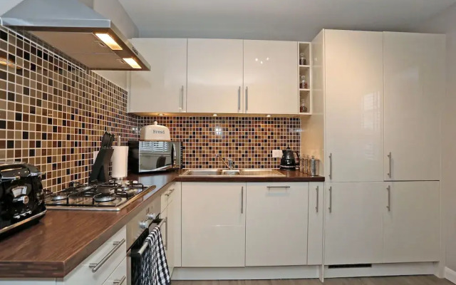 Comfortable Inverurie Home Close to Train Station
