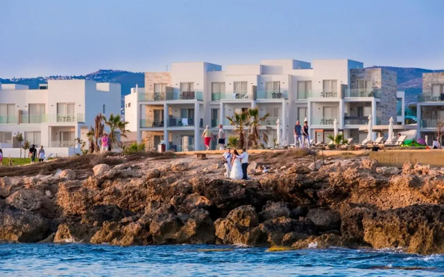 Gold Lagoon Kosher Hotel