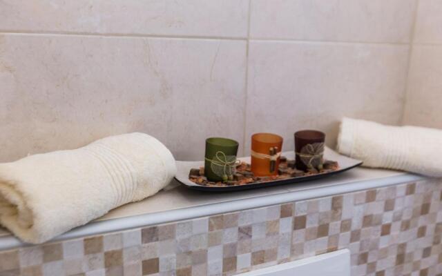 Lux Apartment near bridge