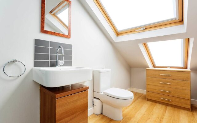 Chiswick Cottage Charm