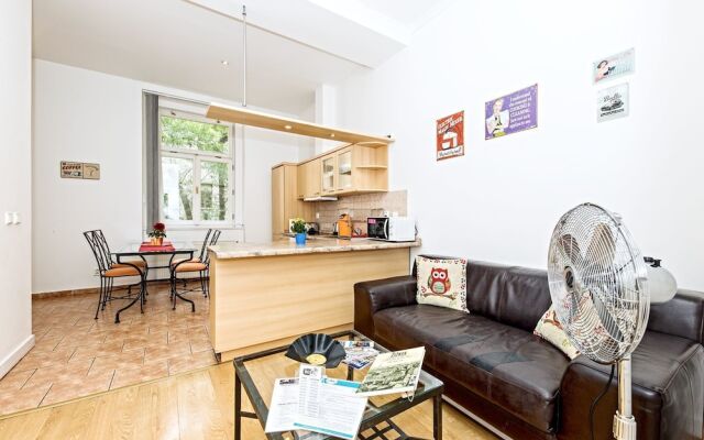 Chill Hill Apartments