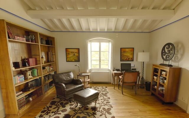 Villa Oliveto - Five Bedroom Home
