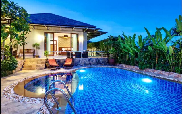 Aonang Serene 3 Bedrooms Private Pool Villas with Backyard
