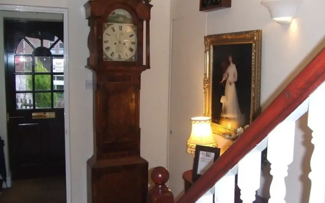 Queens Road Rental - Winchester Accommodation