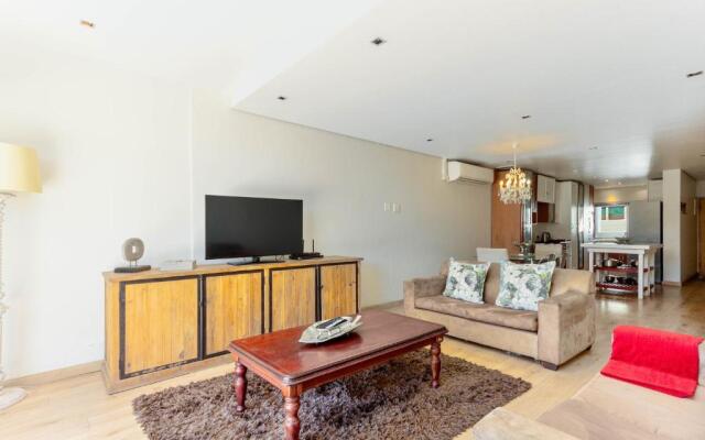 "three Bedroom Apartment - De Waterkant"