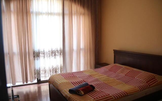 Face House Rustaveli