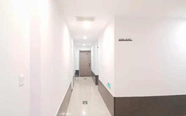 Barbile E-sports Hotel