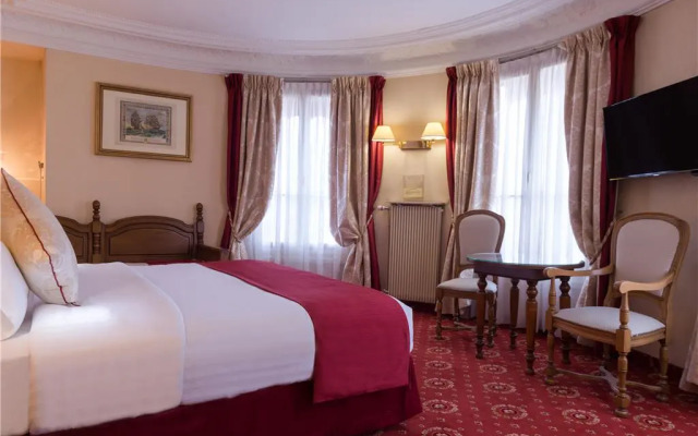 Hotel The Originals Paris Paix République