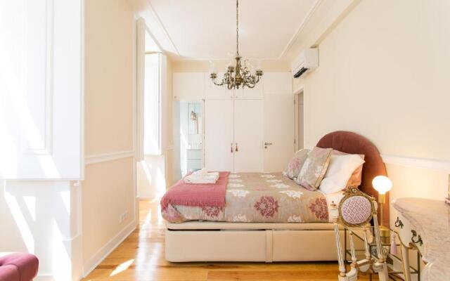 Chiado Deluxe Gem 4bdr Amazing apartment