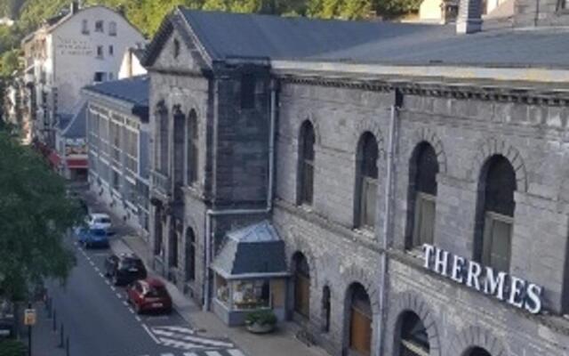 Appartement Mont-Dore, 2 pièces, 4 personnes - FR-1-415-63