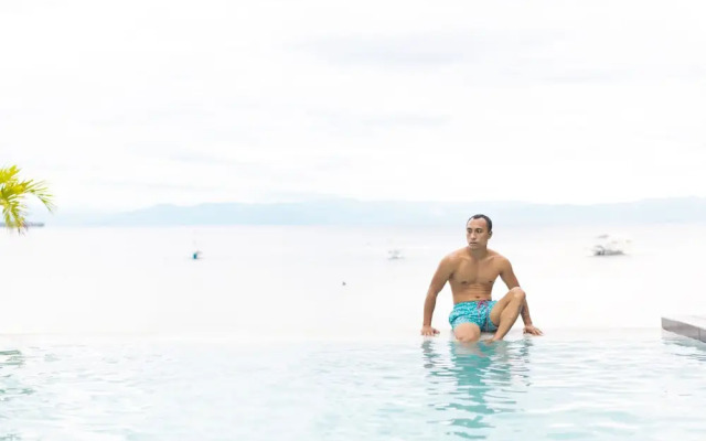 Pescadores Suites Moalboal