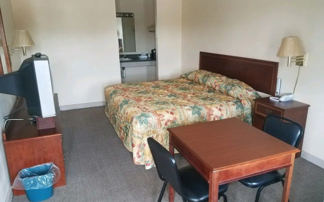 Traveler's Choice Motel