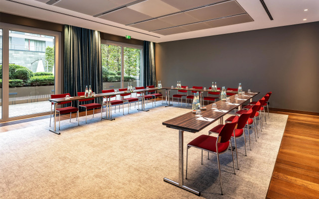 Radisson Blu Media Harbour Hotel, Düsseldorf