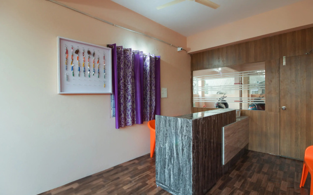 Hotel O S V Residency