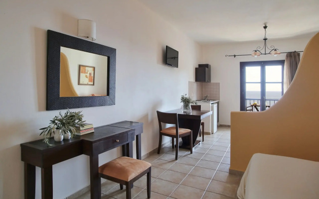Yalis Hotel