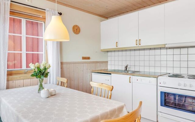 6 Person Holiday Home in Brekstad