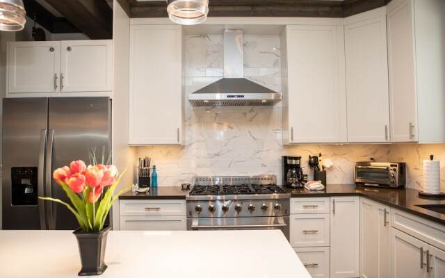 The Seasons 1818 2 Bedroom Condo by RedAwning