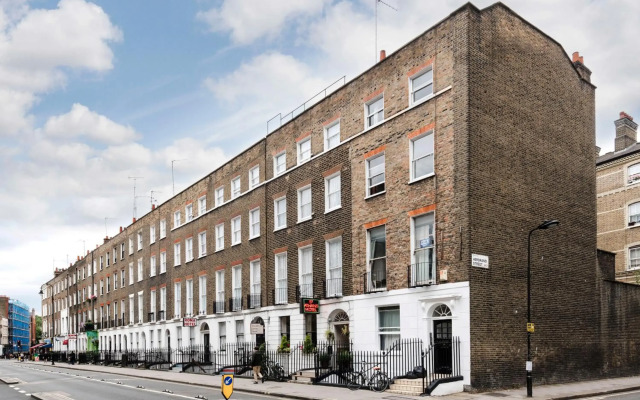 St Athans Hotel
