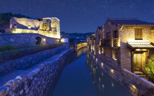 Gubei Water Town Wuzhenhui Boutique Hotel