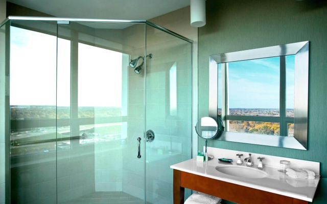 The Westin Chicago North Shore