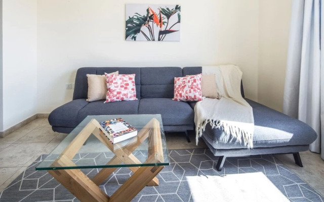 Signature Living in Modern 1BR Apartment at Jvt!