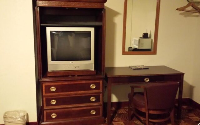 Red Carpet Inn & Suites New Cumberland