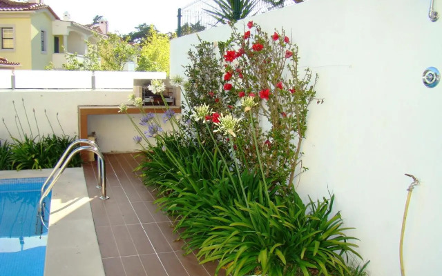 FlowerHouse