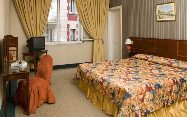Regis Orho Hotel