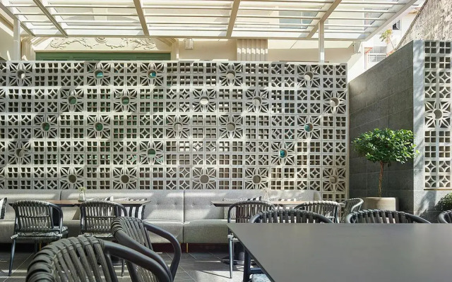 The Edison George Town