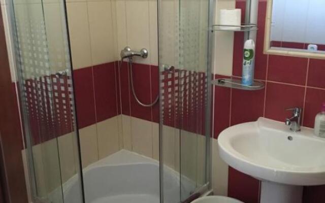4 Lurkó Apartman Új