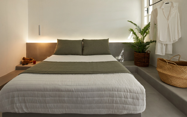 Symmetry Suites