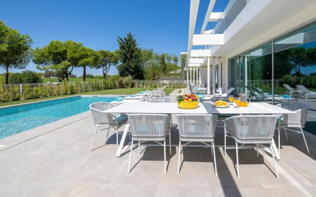 Victoria Green in Vilamoura