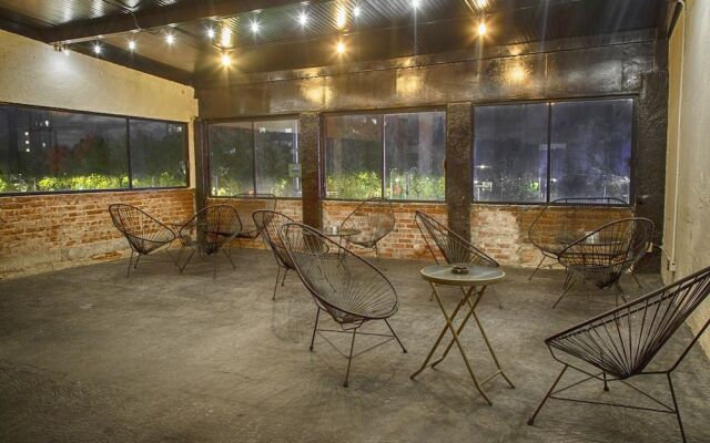 CDMX Hostel Art Gallery