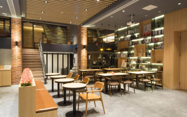 Hotel Coka Shanghai Pudong Airport
