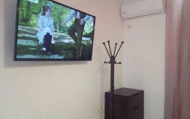 Comfortable inexpensive apartmets near metro