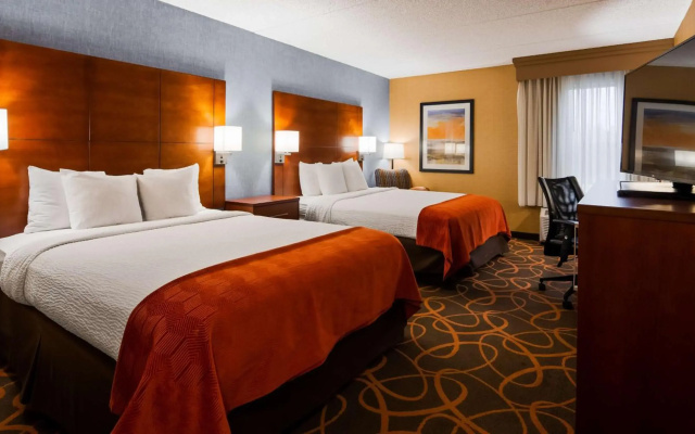 Best Western Plus Fresno Airport Hotel