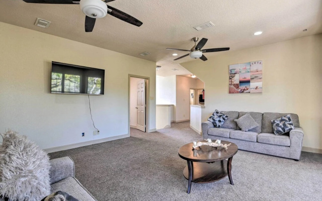 Waterfront Family Home w/ Patio in Hitchcock