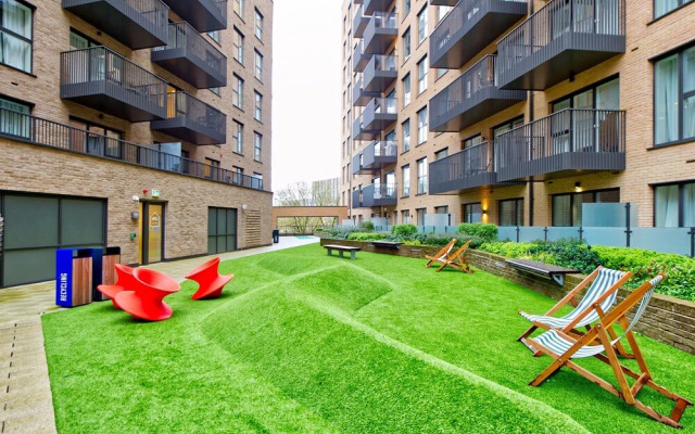 Brand-new Two-bedroom Flat in Colindale