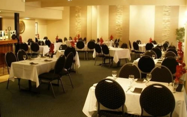 Desert Sand Motor Inn