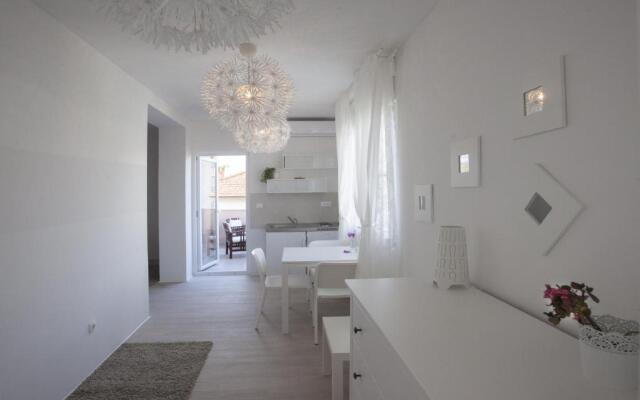 Rooms Lana